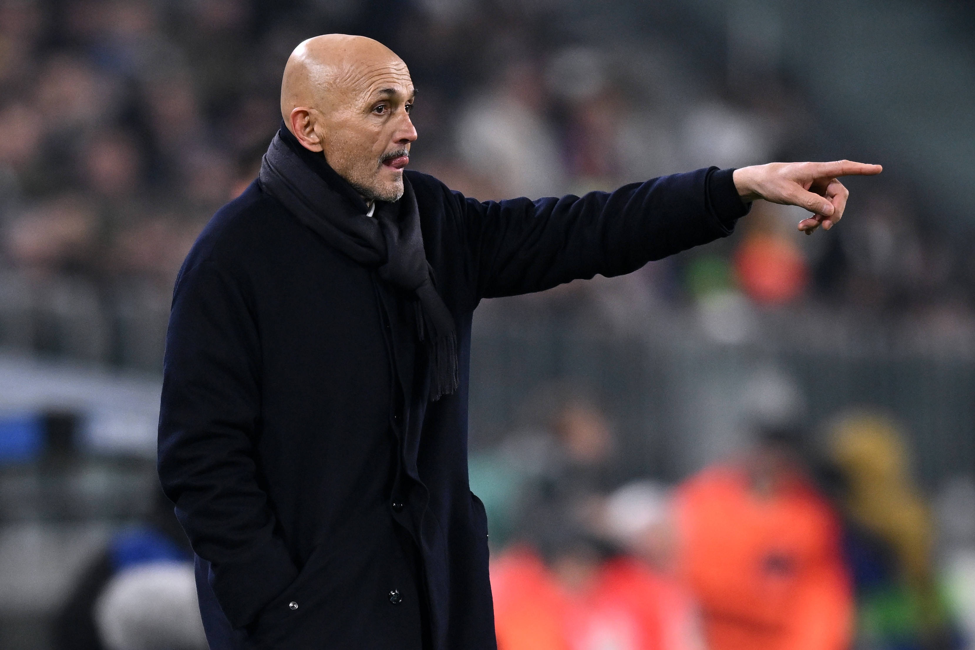 稳健机器人！伦纳德连续37场比赛砍下20+ 队史自麦卡杜之后首人